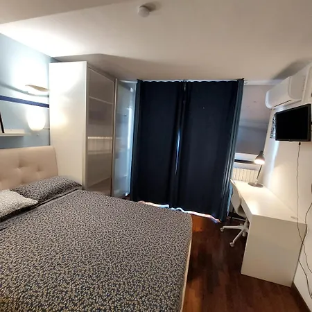 Area16nolomilano Bed and breakfast