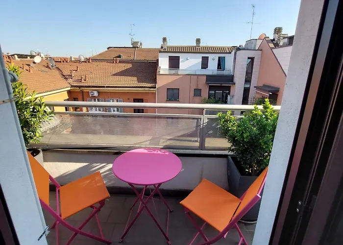 Area16nolomilano לינה וארוחת בוקר *