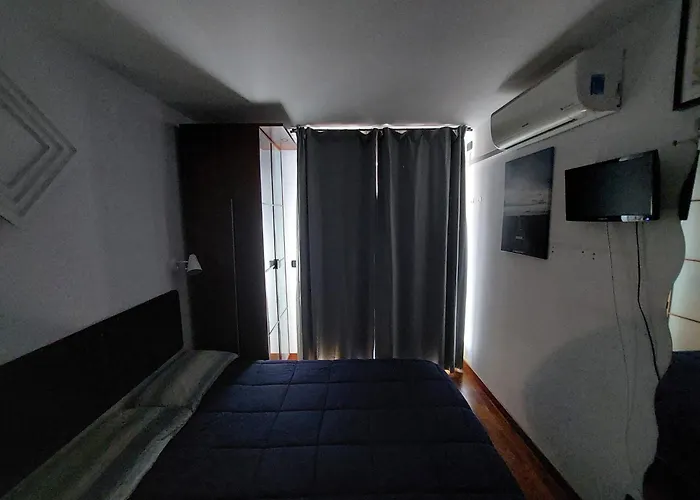 Area16nolomilano לינה וארוחת בוקר